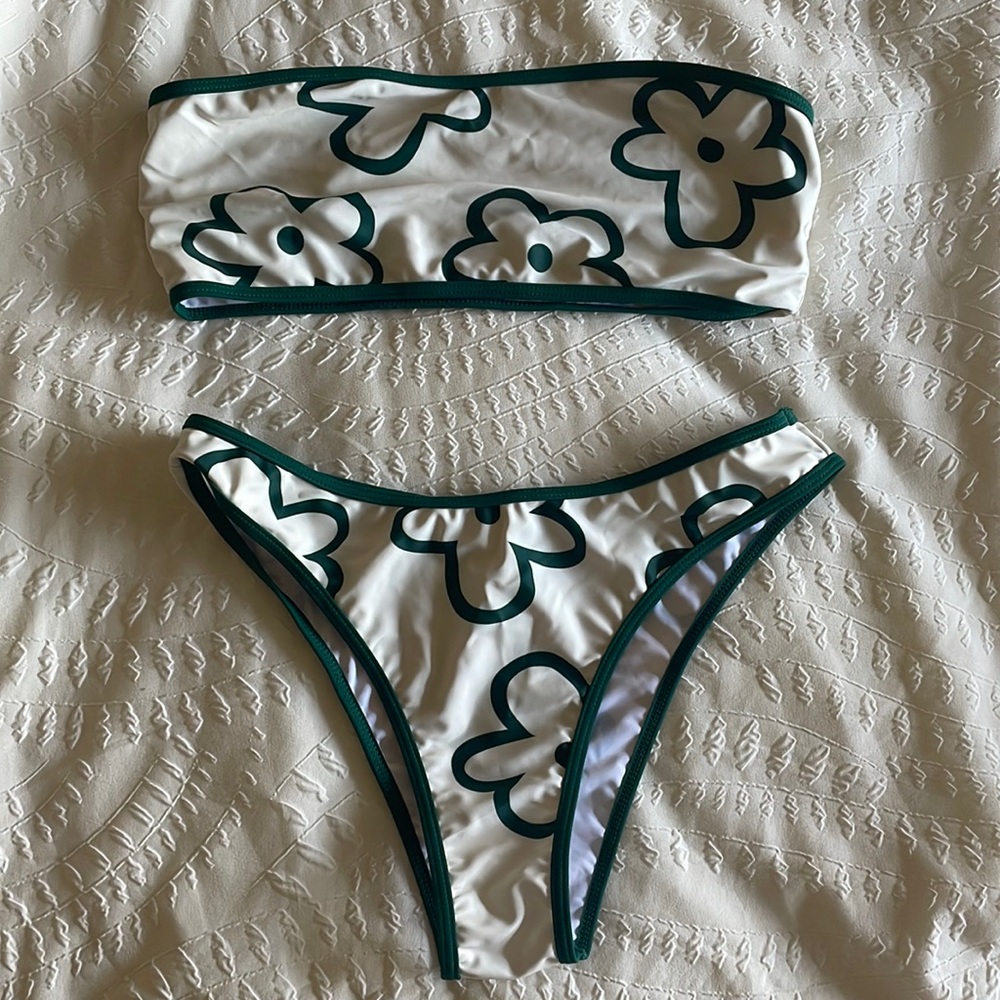 SHEIN FLORAL BIKINI